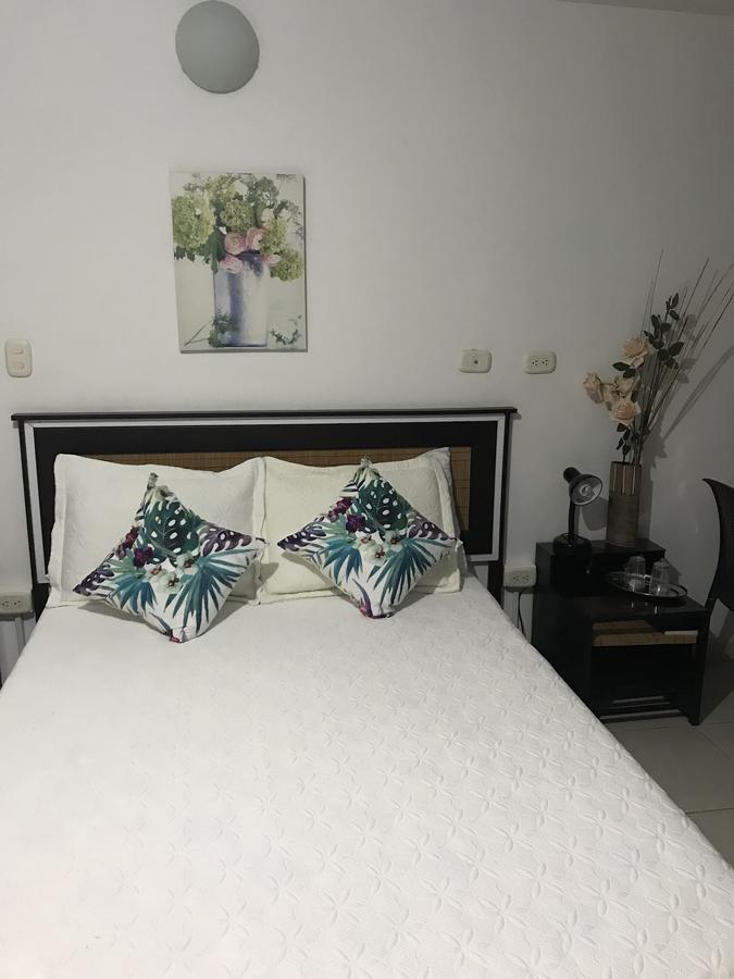 Hotel Meson De Las Flores 亚美尼亚 外观 照片